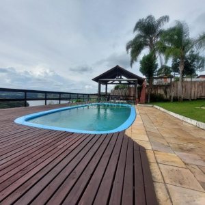 Chácara com 240m², 3 dormitórios, 2 vagas, no bairro Vila Seca em Caxias do Sul para Alugar