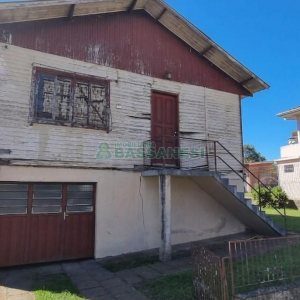 Casa com 240356m², 3 dormitórios, no bairro Nossa Senhora de Lourdes em Caxias do Sul para Comprar