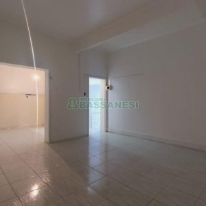 Loja com 56m², no bairro Centro em Caxias do Sul para Alugar