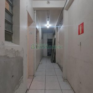Loja com 56m², no bairro Centro em Caxias do Sul para Alugar