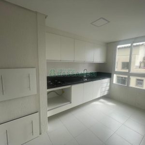 Apartamento com 108m², 3 dormitórios, 2 vagas, no bairro Salgado Filho em Caxias do Sul para Alugar