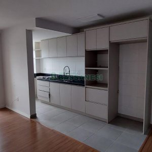 Apartamento com 65m², 2 dormitórios, 1 vaga, no bairro Panazzolo em Caxias do Sul para Alugar