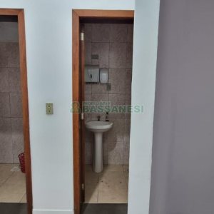 Predio com 893m², no bairro São Ciro em Caxias do Sul para Comprar