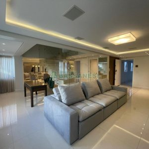 Apartamento com 170m², 3 dormitórios, 2 vagas, no bairro Centro em Caxias do Sul para Comprar