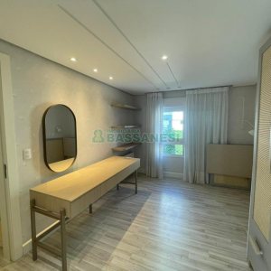 Apartamento com 170m², 3 dormitórios, 2 vagas, no bairro Centro em Caxias do Sul para Comprar