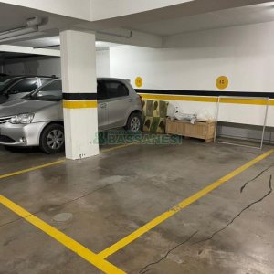 Apartamento com 170m², 3 dormitórios, 2 vagas, no bairro Centro em Caxias do Sul para Comprar