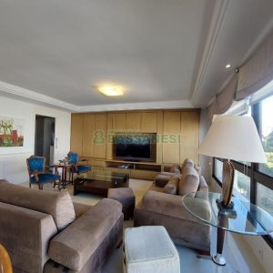 Apto Mobiliado com 198m², 5 dormitórios, 4 vagas, no bairro Lourdes em Caxias do Sul para Alugar