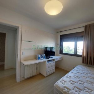 Apto Mobiliado com 198m², 5 dormitórios, 4 vagas, no bairro Lourdes em Caxias do Sul para Alugar