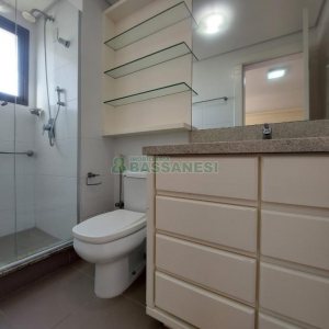 Apto Mobiliado com 198m², 5 dormitórios, 4 vagas, no bairro Lourdes em Caxias do Sul para Alugar