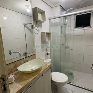 Apto Mobiliado com 67m², 3 dormitórios, 2 vagas, no bairro Lourdes em Caxias do Sul para Alugar