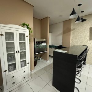 Apto Mobiliado com 67m², 3 dormitórios, 2 vagas, no bairro Lourdes em Caxias do Sul para Alugar