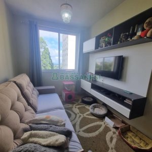 Apartamento com 50m², 2 dormitórios, 1 vaga, no bairro Diamantino em Caxias do Sul para Alugar