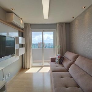 Apto Mobiliado com 67m², 2 dormitórios, 1 vaga, no bairro Centro em Caxias do Sul para Alugar