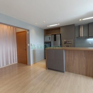 Apto Mobiliado com 67m², 2 dormitórios, 1 vaga, no bairro Centro em Caxias do Sul para Alugar