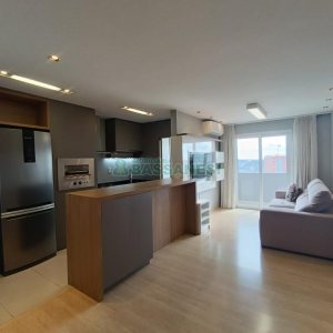 Apto Mobiliado com 67m², 2 dormitórios, 1 vaga, no bairro Centro em Caxias do Sul para Alugar