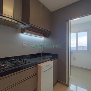 Apto Mobiliado com 67m², 2 dormitórios, 1 vaga, no bairro Centro em Caxias do Sul para Alugar