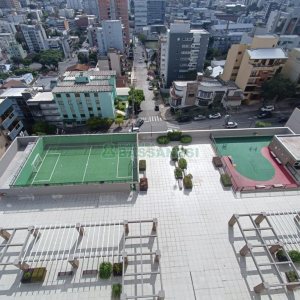 Apto Mobiliado com 67m², 2 dormitórios, 1 vaga, no bairro Centro em Caxias do Sul para Alugar