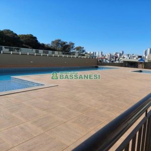 Apto Mobiliado com 67m², 2 dormitórios, 1 vaga, no bairro Centro em Caxias do Sul para Alugar