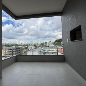 Apartamento com 72m², 2 dormitórios, 2 vagas, no bairro Santa Catarina em Caxias do Sul para Alugar