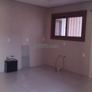 Casa com 208m², 5 dormitórios, 3 vagas, no bairro Santa Catarina em Caxias do Sul para Comprar