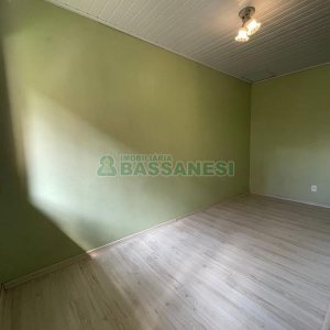 Casa com 208m², 5 dormitórios, 3 vagas, no bairro Santa Catarina em Caxias do Sul para Comprar