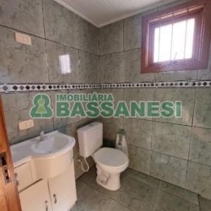 Casa com 208m², 5 dormitórios, 3 vagas, no bairro Santa Catarina em Caxias do Sul para Comprar