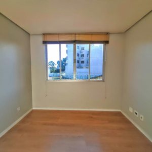 Sala com 42m², no bairro Pio X em Caxias do Sul para Alugar