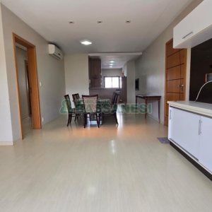 Apartamento com 112m², 3 dormitórios, 2 vagas, no bairro Panazzolo em Caxias do Sul para Comprar