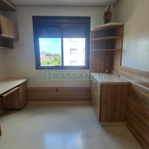 Apartamento com 112m², 3 dormitórios, 2 vagas, no bairro Panazzolo em Caxias do Sul para Comprar