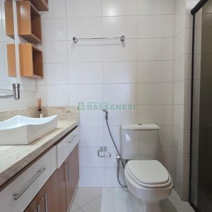 Apartamento com 112m², 3 dormitórios, 2 vagas, no bairro Panazzolo em Caxias do Sul para Comprar