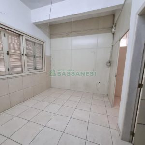 Casa com 100m², 2 dormitórios, no bairro Fatima em Caxias do Sul para Alugar