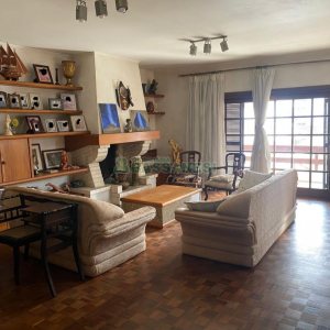 Apartamento com 237m², 3 dormitórios, 4 vagas, no bairro São Pelegrino em Caxias do Sul para Comprar