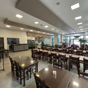 Loja com 480m², no bairro Santa Fé em Caxias do Sul para Alugar