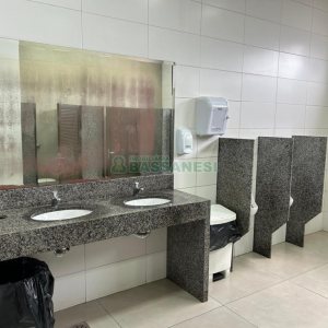 Loja com 480m², no bairro Santa Fé em Caxias do Sul para Alugar