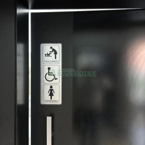 Loja com 480m², no bairro Santa Fé em Caxias do Sul para Alugar