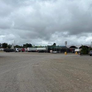 Loja com 480m², no bairro Santa Fé em Caxias do Sul para Alugar