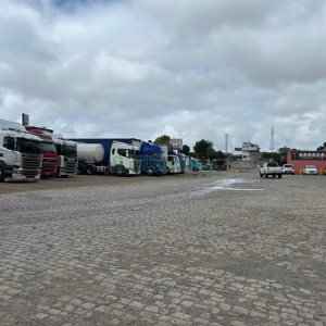 Loja com 480m², no bairro Santa Fé em Caxias do Sul para Alugar