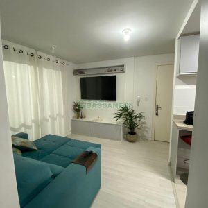 Apto Mobiliado com 56m², 2 dormitórios, 1 vaga, no bairro Pioneiro em Caxias do Sul para Alugar