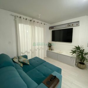 Apto Mobiliado com 56m², 2 dormitórios, 1 vaga, no bairro Pioneiro em Caxias do Sul para Alugar