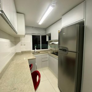 Apto Mobiliado com 56m², 2 dormitórios, 1 vaga, no bairro Pioneiro em Caxias do Sul para Alugar