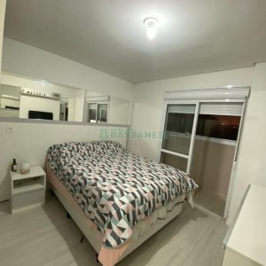 Apto Mobiliado com 56m², 2 dormitórios, 1 vaga, no bairro Pioneiro em Caxias do Sul para Alugar