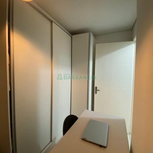 Apto Mobiliado com 56m², 2 dormitórios, 1 vaga, no bairro Pioneiro em Caxias do Sul para Alugar