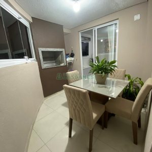 Apto Mobiliado com 56m², 2 dormitórios, 1 vaga, no bairro Pioneiro em Caxias do Sul para Alugar