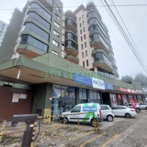 Apto Mobiliado com 125m², 3 dormitórios, 1 vaga, no bairro São Leopoldo em Caxias do Sul para Alugar