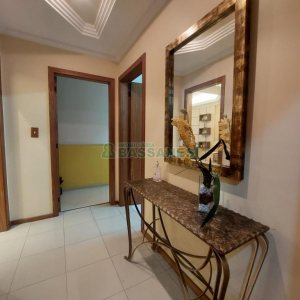 Apto Mobiliado com 125m², 3 dormitórios, 1 vaga, no bairro São Leopoldo em Caxias do Sul para Alugar