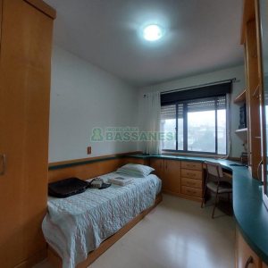 Apto Mobiliado com 125m², 3 dormitórios, 1 vaga, no bairro São Leopoldo em Caxias do Sul para Alugar