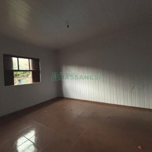 Casa com 62m², no bairro Cidade Industrial em Caxias do Sul para Alugar