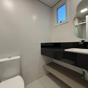 Apartamento com 52m², 2 dormitórios, 1 vaga, no bairro Centro em Caxias do Sul para Alugar