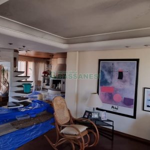 Apartamento com 299m², 3 dormitórios, 2 vagas, no bairro Centro em Caxias do Sul para Comprar