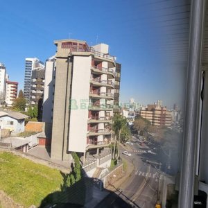 Apartamento com 299m², 3 dormitórios, 2 vagas, no bairro Centro em Caxias do Sul para Comprar